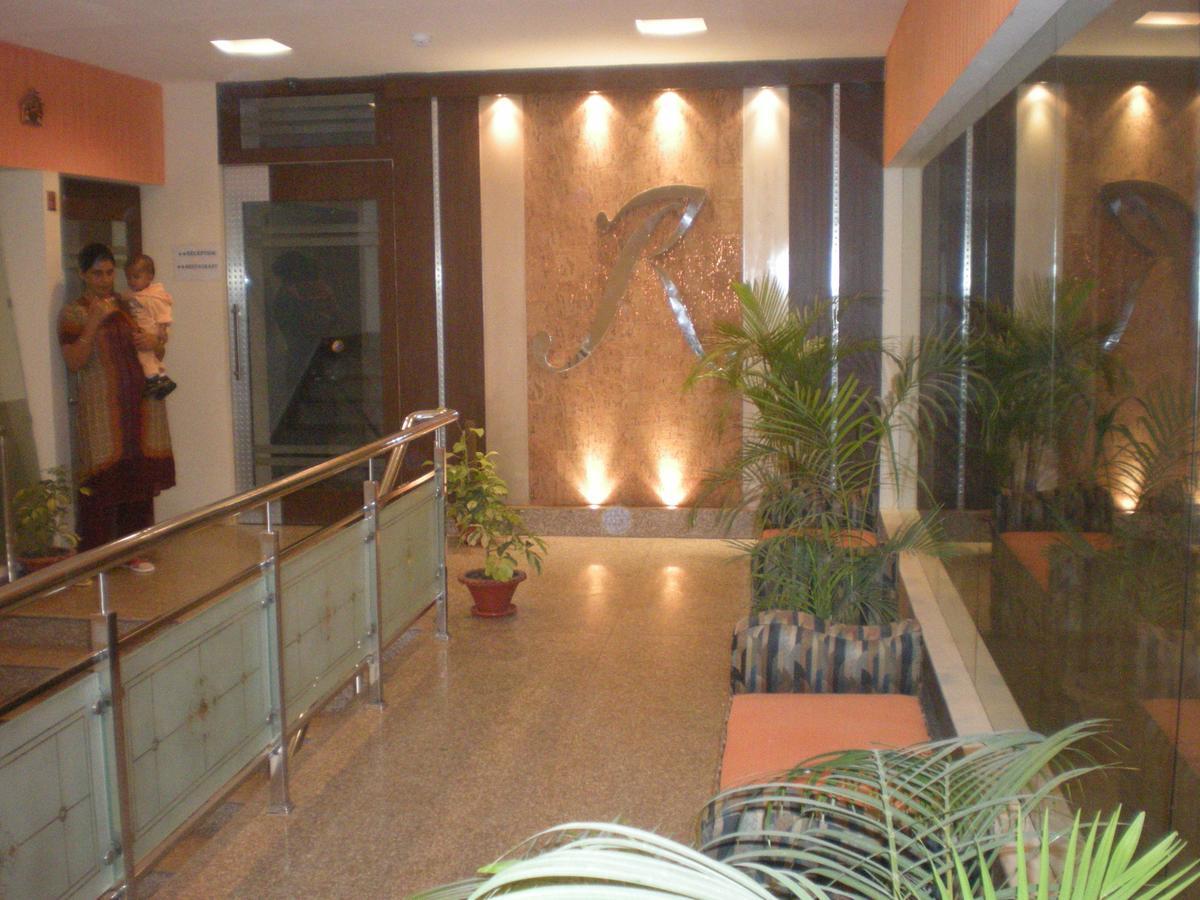 Hotel Rajawas Dibrugarh Bagian luar foto