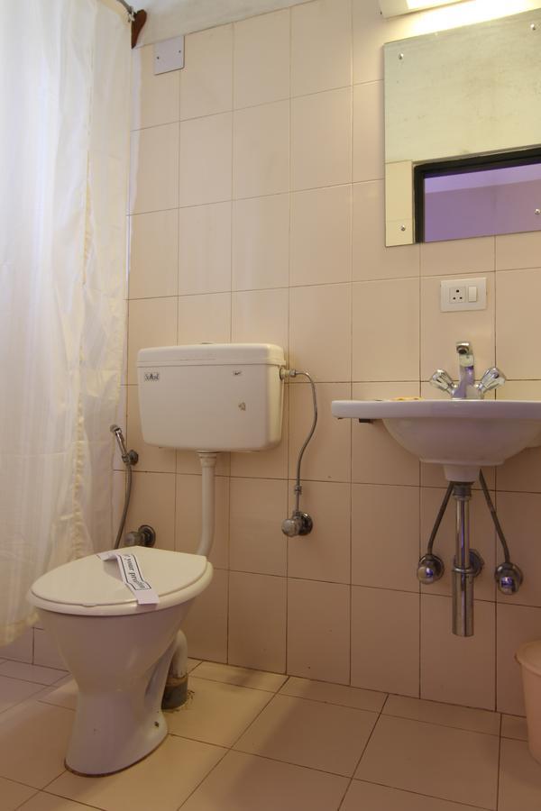 Hotel Rajawas Dibrugarh Bagian luar foto