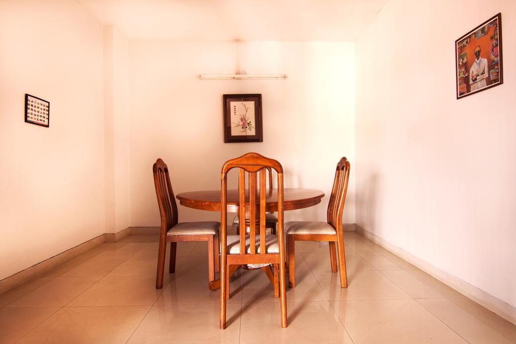 Hotel Rajawas Dibrugarh Bagian luar foto